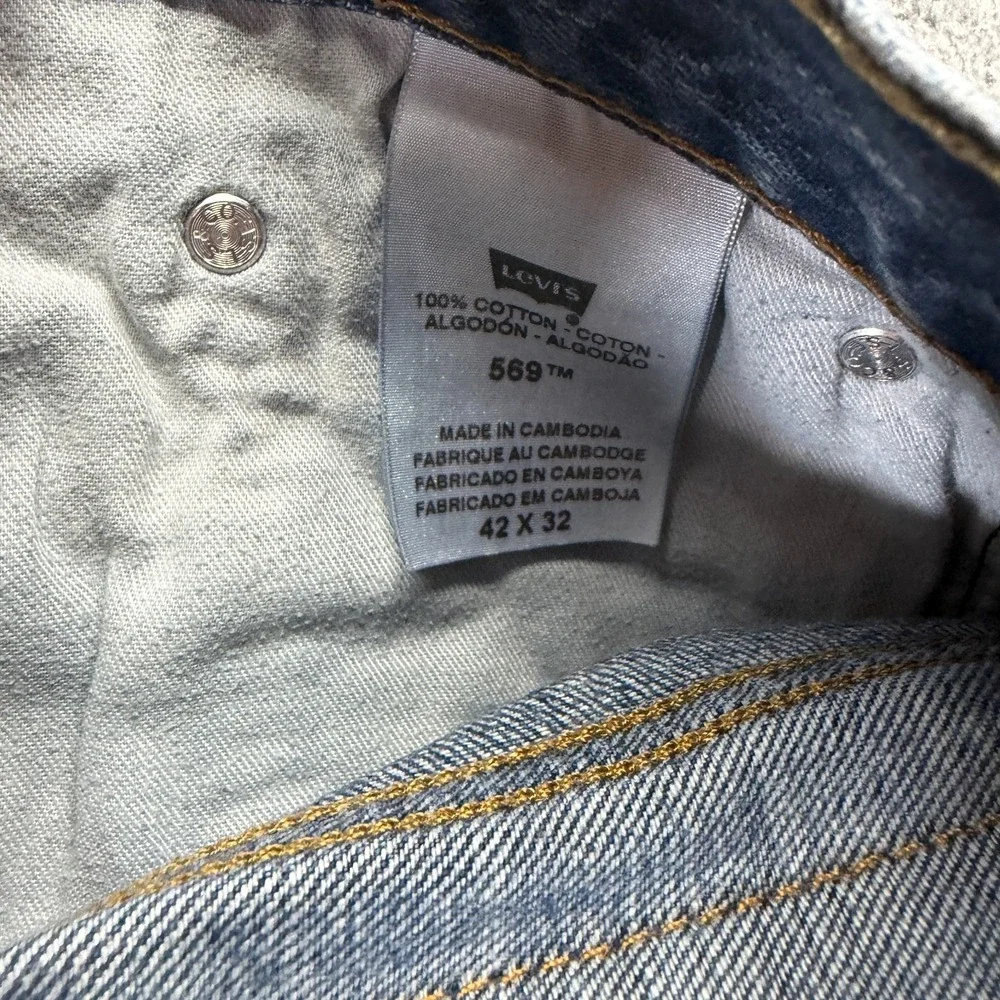 Levi's 569 Jeans Men's 42x32 Blue Cotton Denim Straight Whiskered Faded Workwear